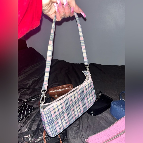 bundle of cute small purses - Picture 8 of 8